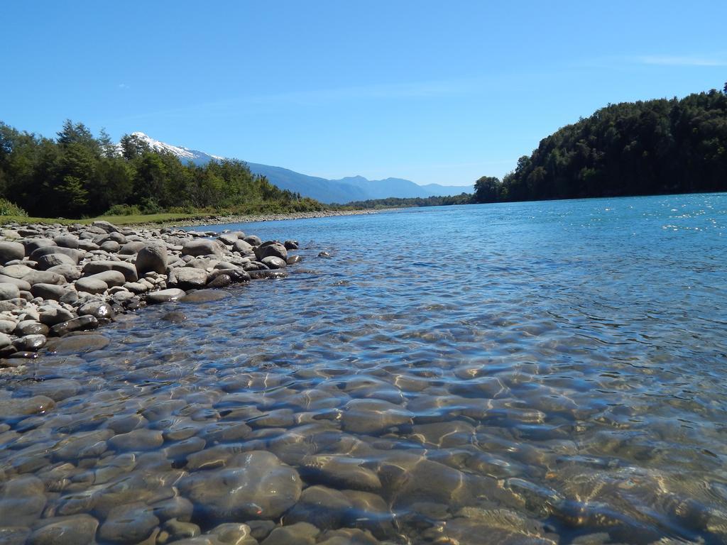 Cabanas Nutrias Patagonicas Puelo River 外观 照片