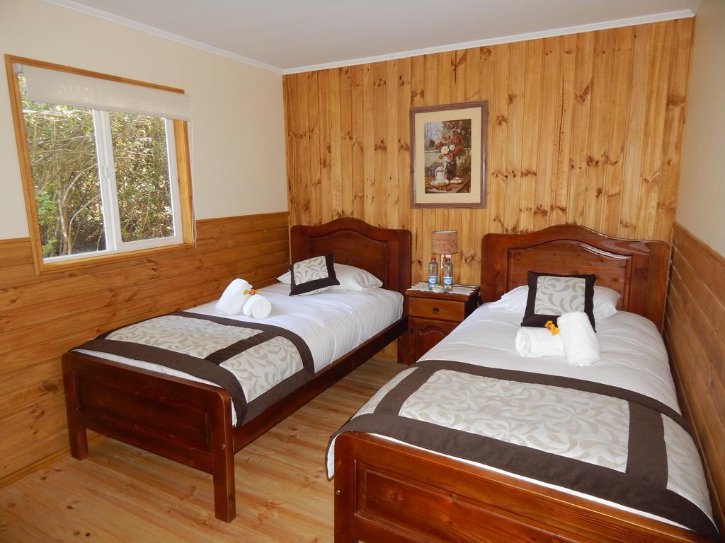 Cabanas Nutrias Patagonicas Puelo River 外观 照片