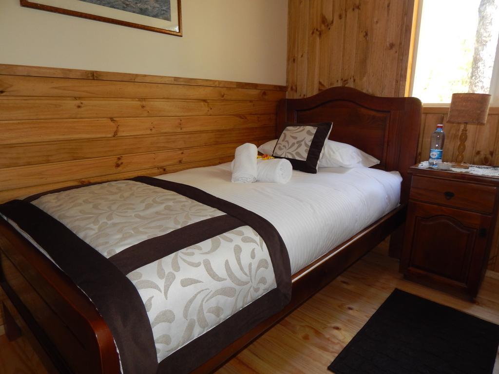 Cabanas Nutrias Patagonicas Puelo River 外观 照片