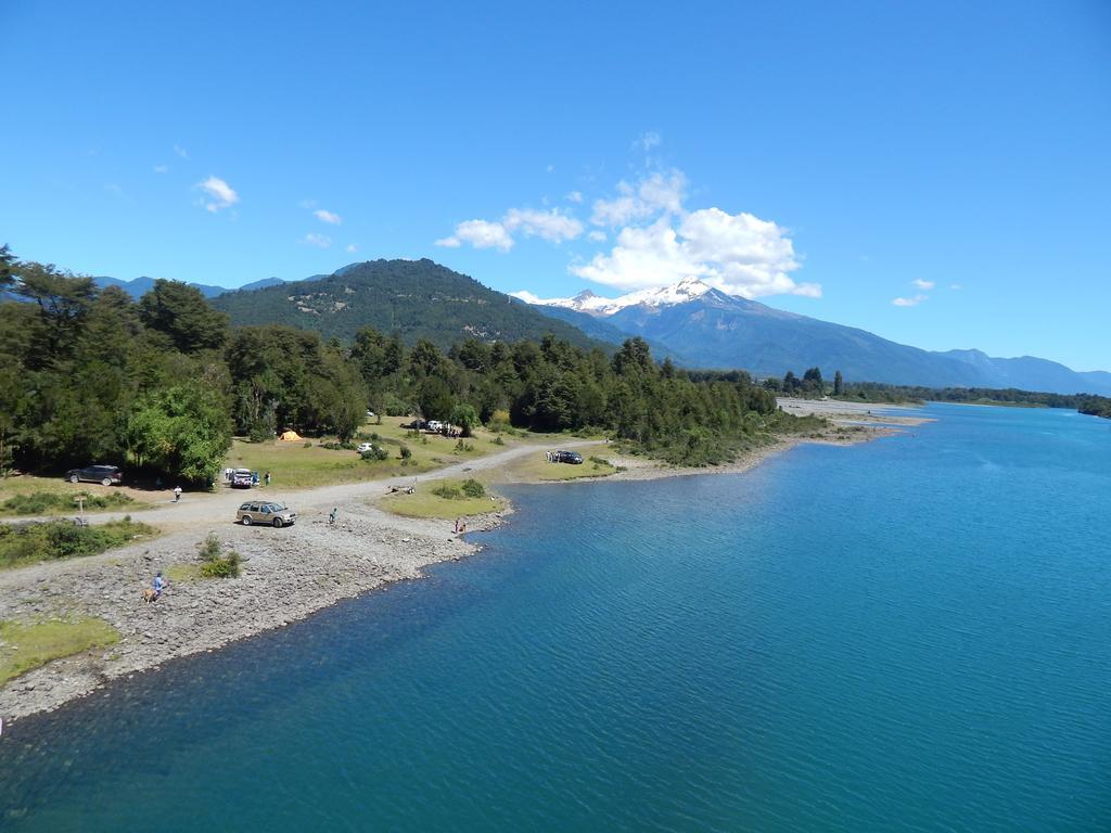 Cabanas Nutrias Patagonicas Puelo River 外观 照片