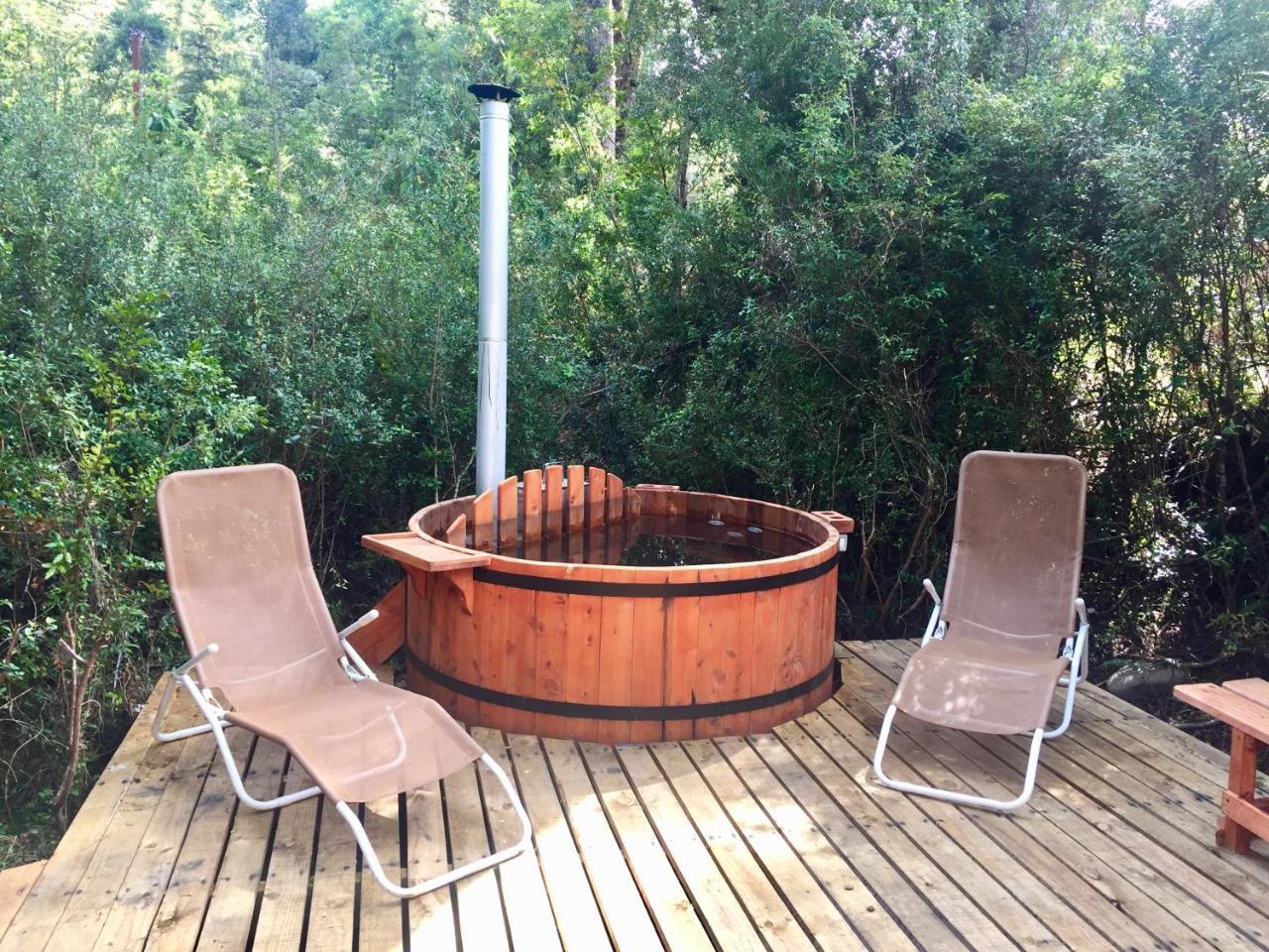 Cabanas Nutrias Patagonicas Puelo River 外观 照片